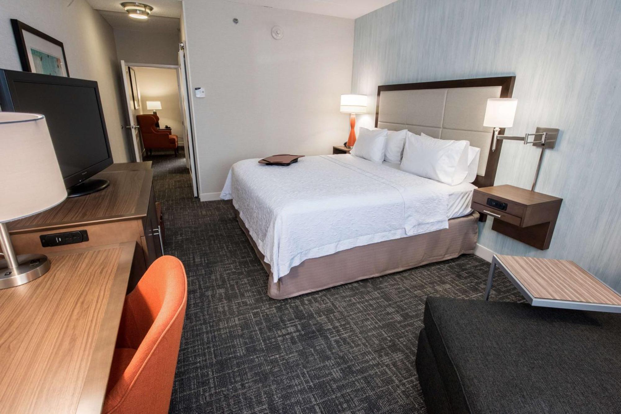 Hampton Albany-western Ave/university Area, Ny Hotel