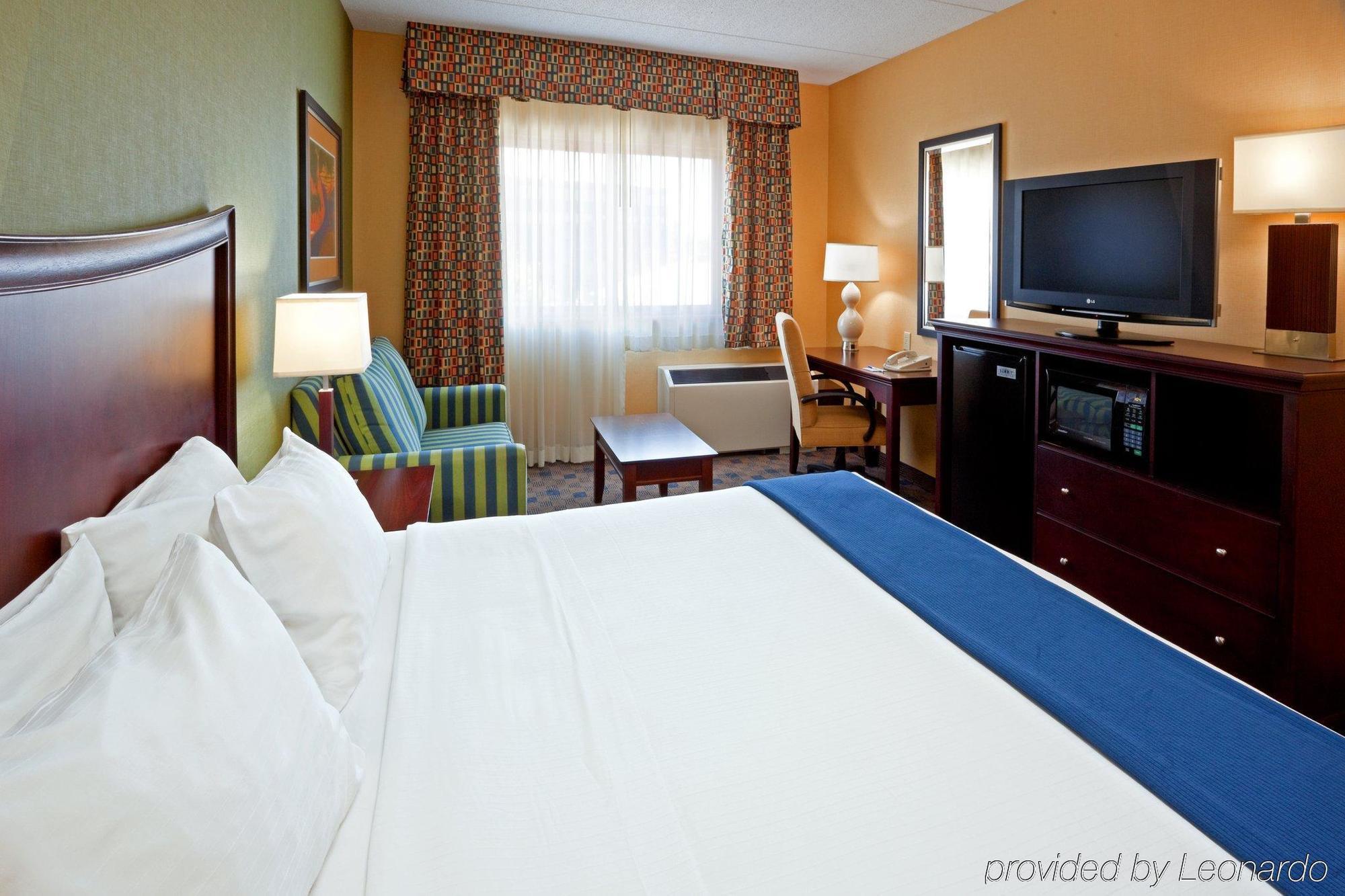 Hotel Hampton Albany-western Ave/university Area, Ny 3*