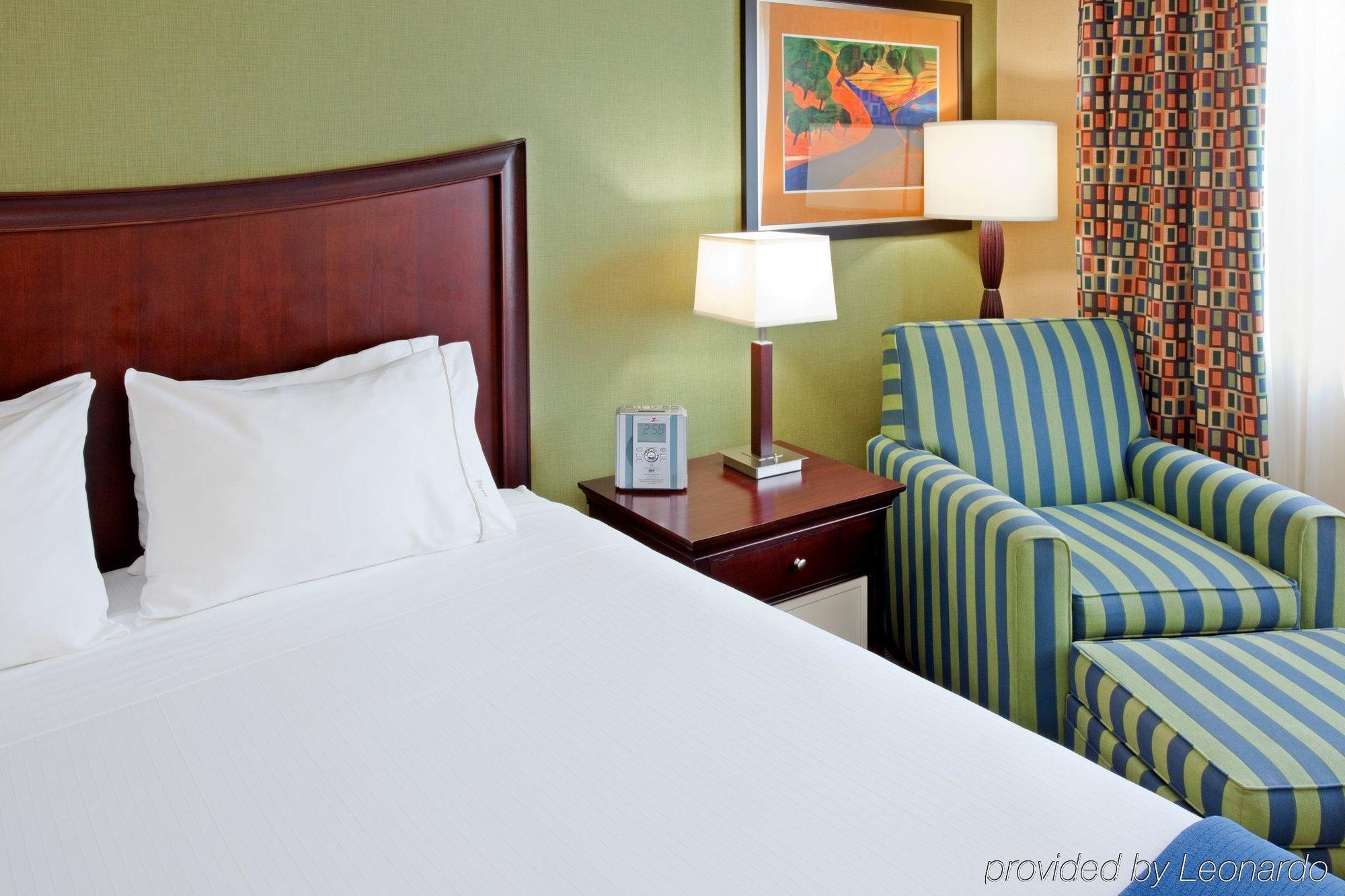 Hampton Albany-western Ave/university Area, Ny 3*